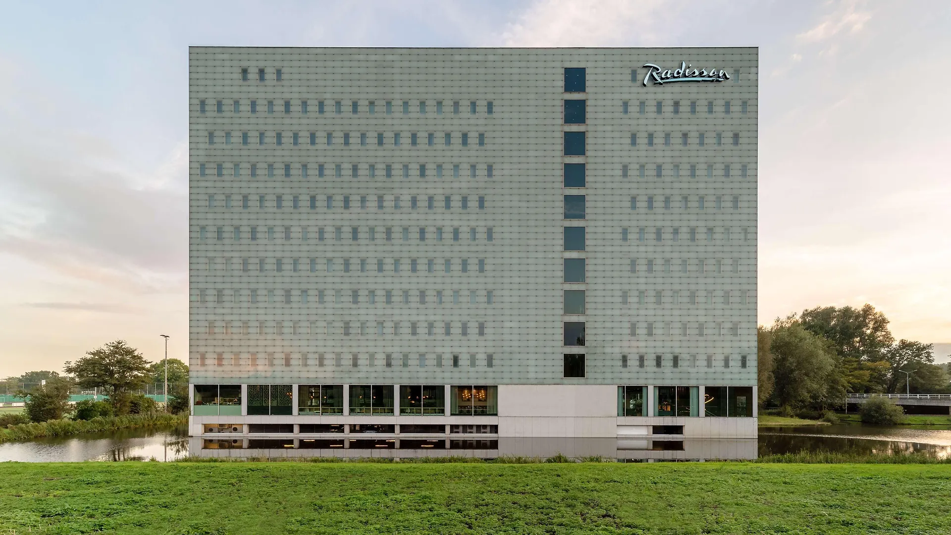 ****  Radisson Hotel And Suites Amsterdam South Niederlande
